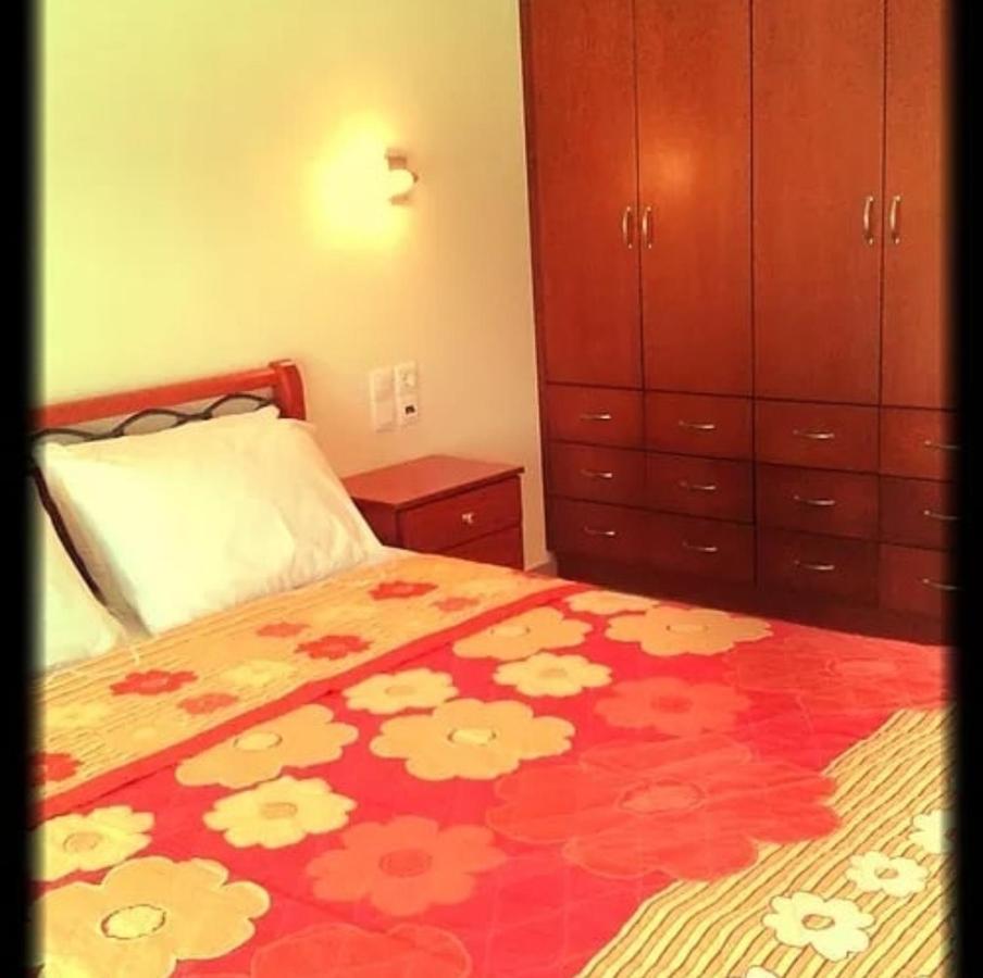 Golden Sun Apartment Rovies Bagian luar foto