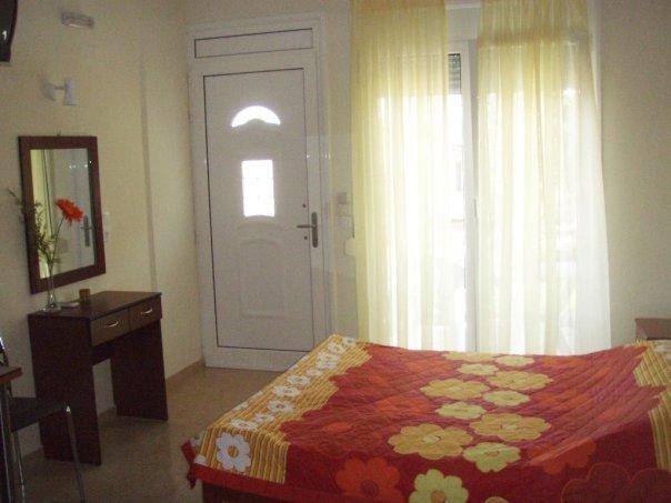 Golden Sun Apartment Rovies Ruang foto